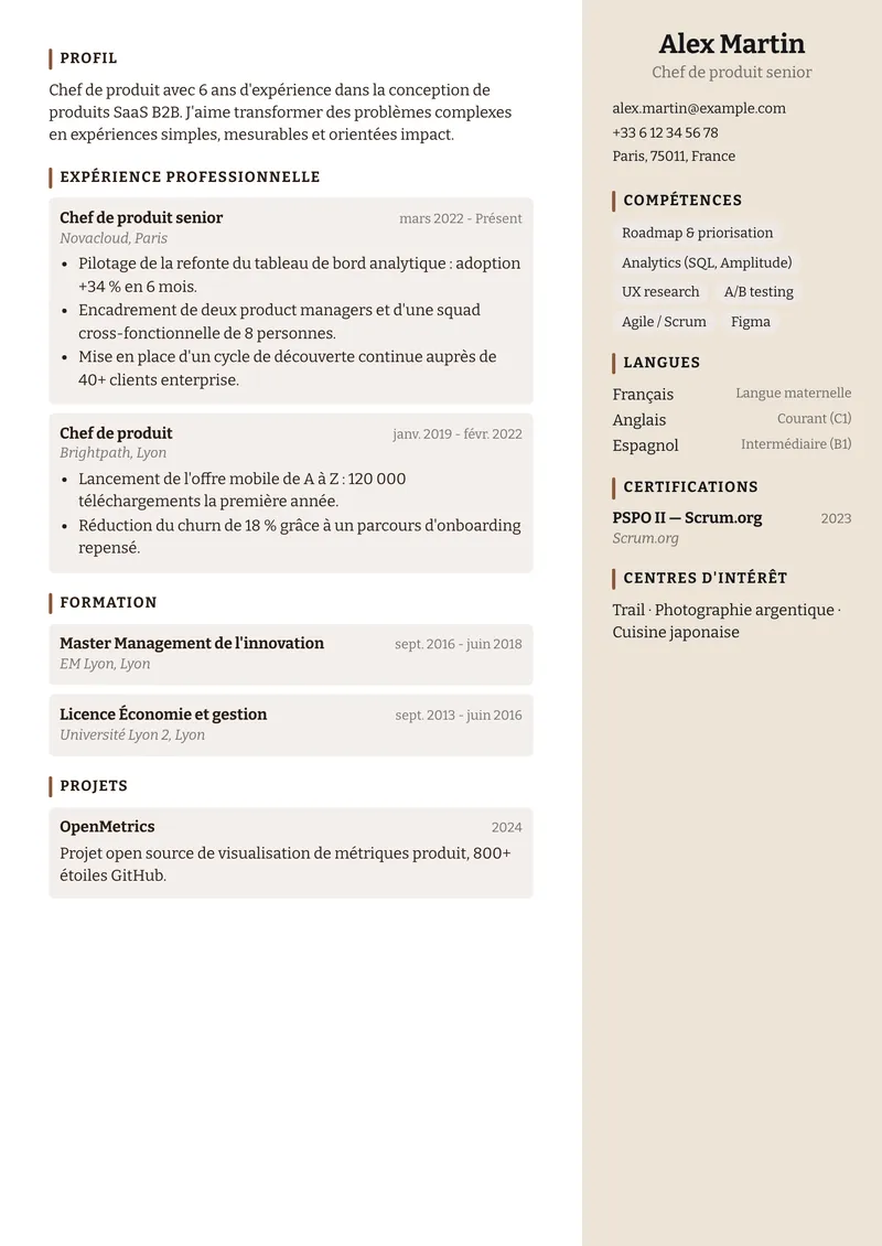 Modèle de CV Argile, famille créative, colonne latérale à droite
